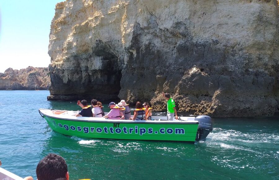 From Lagos: Cruise to the Caves of Ponta da Piedade - Inside the sea caves and narrow arches