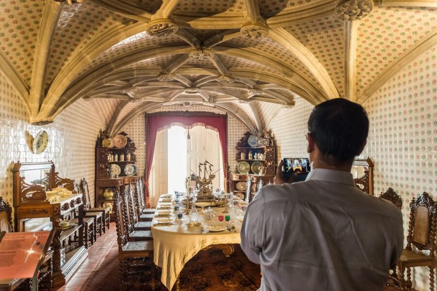 From Lisbon: Best of Sintra and Cascais Guided Day Tour - Cascais: from fishing village to royal retreat