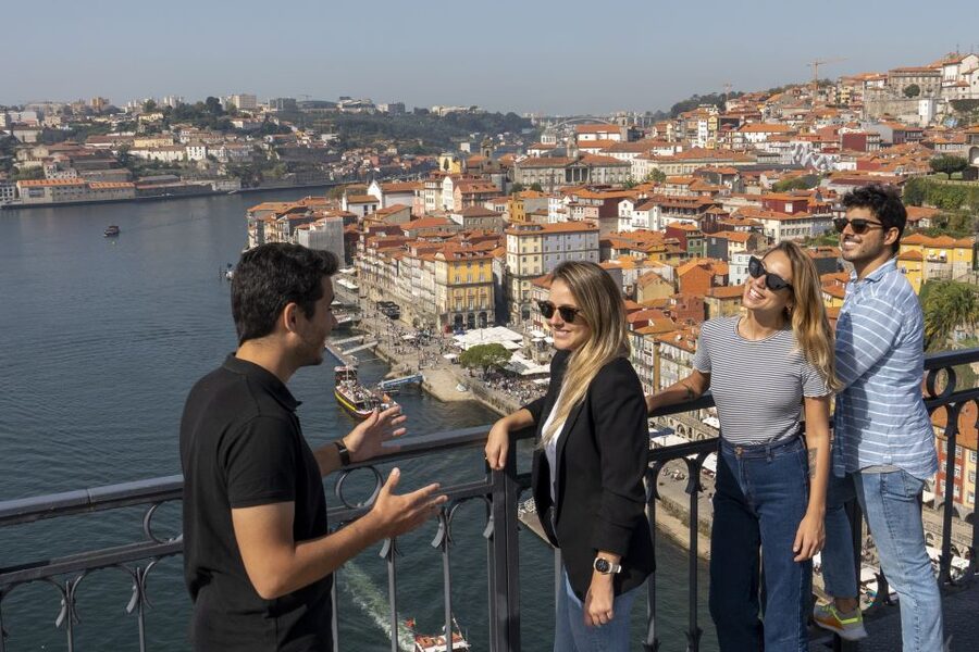 From Lisbon: Day Trip to Porto, Óbidos, and Nazaré - The long road to Porto