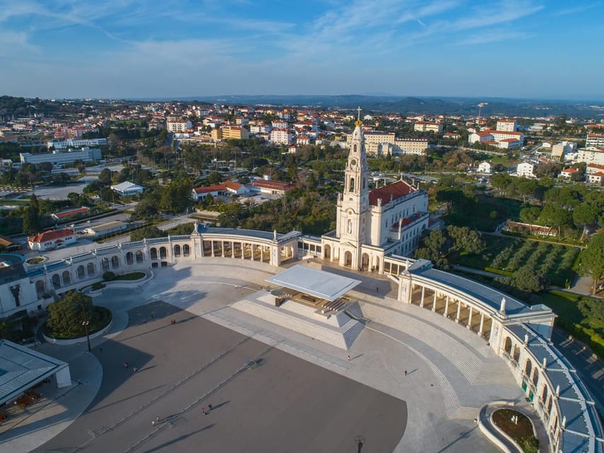 From Lisbon: Fatima, Batalha, Nazare, Obidos - Small Group - Key points to know before booking