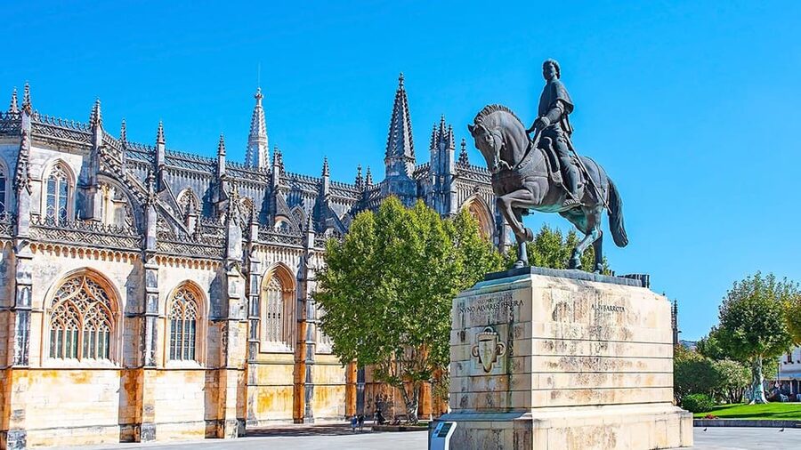 From Lisbon: Fatima, Batalha, Nazare, Obidos - Small Group - Why this day trip works from Lisbon