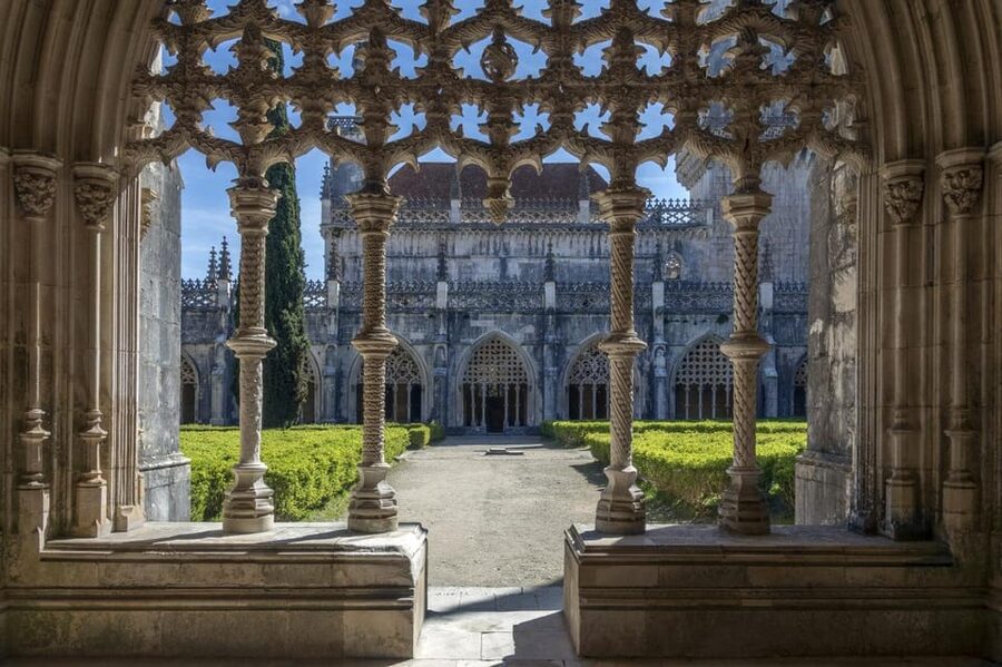 From Lisbon: Fatima, Batalha, Nazare, Obidos - Small Group - Guides who shape the day