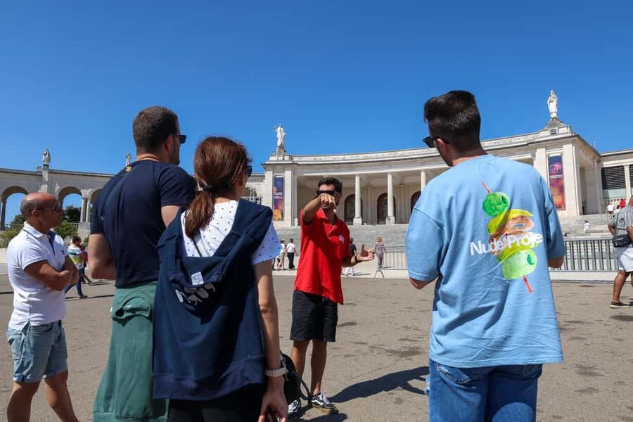 From Lisbon: Fátima, Nazaré & Sintra – 3 Cities Guided Tour - FAQ