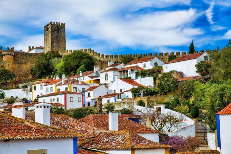 From Lisbon: Fátima, Óbidos Medieval, Nazaré Atlantic Coast - Why this combination works from Lisbon