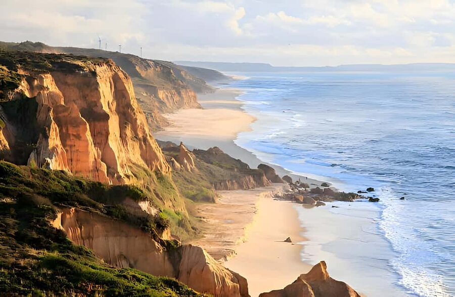 From Lisbon: Obidos, Nazaré and Fátima Small Group Tour - Who should book this tour?