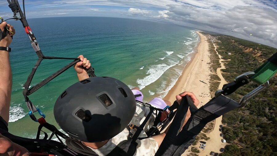 From Lisbon: Paragliding Tandem Flight - The waiting problem: plan around wind, not the clock