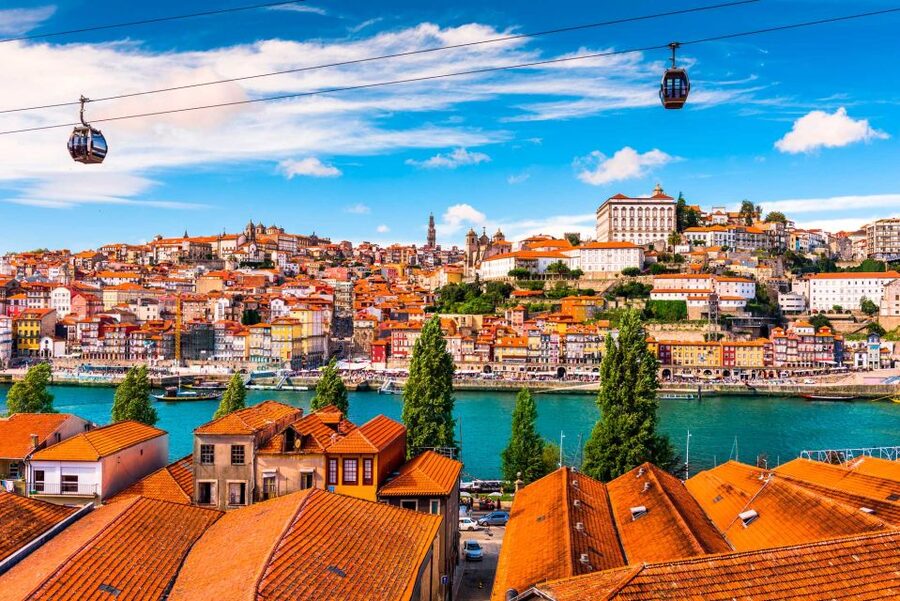 From Lisbon: Private Transfer to Porto with City Stops - Why this transfer works better than a plain ride north