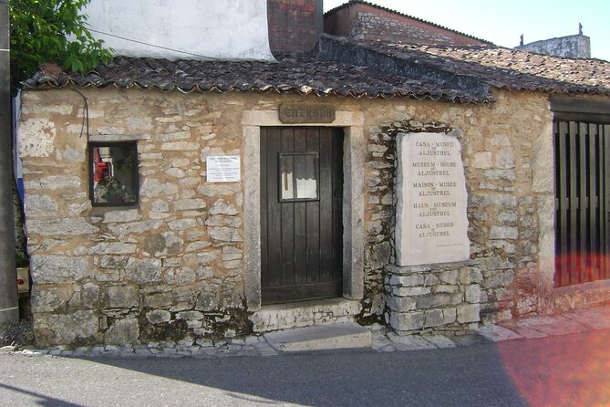 From Lisbon: Sanctuary of Fátima & the Little Shepherds Town - The 90-minute drive from Lisbon