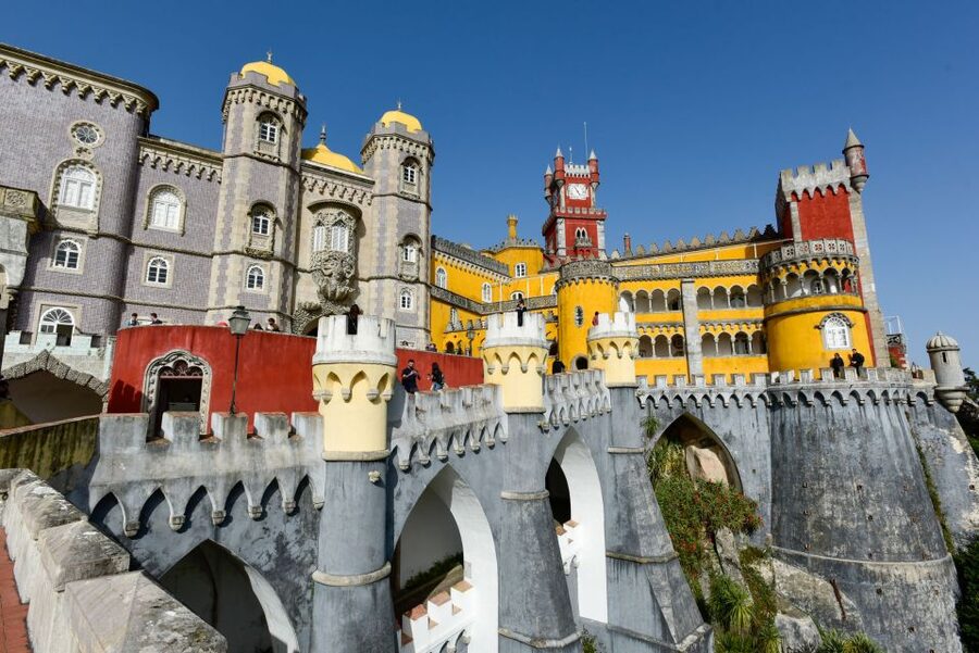 From Lisbon: Sintra and Cascais Full-Day Private Tour - Reaching Sintra’s historic center