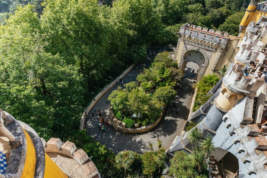 From Lisbon: Sintra & Cascais Small Group Tour with Tickets - Praia do Guincho and Boca do Inferno