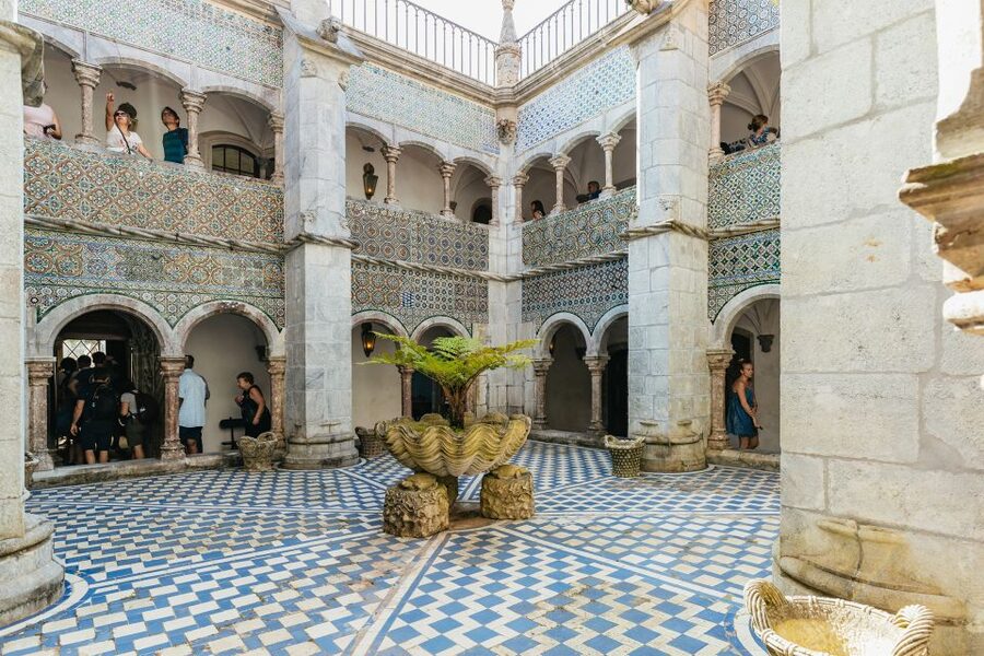 From Lisbon: Sintra & Cascais Small Group Tour with Tickets - Free time in Cascais