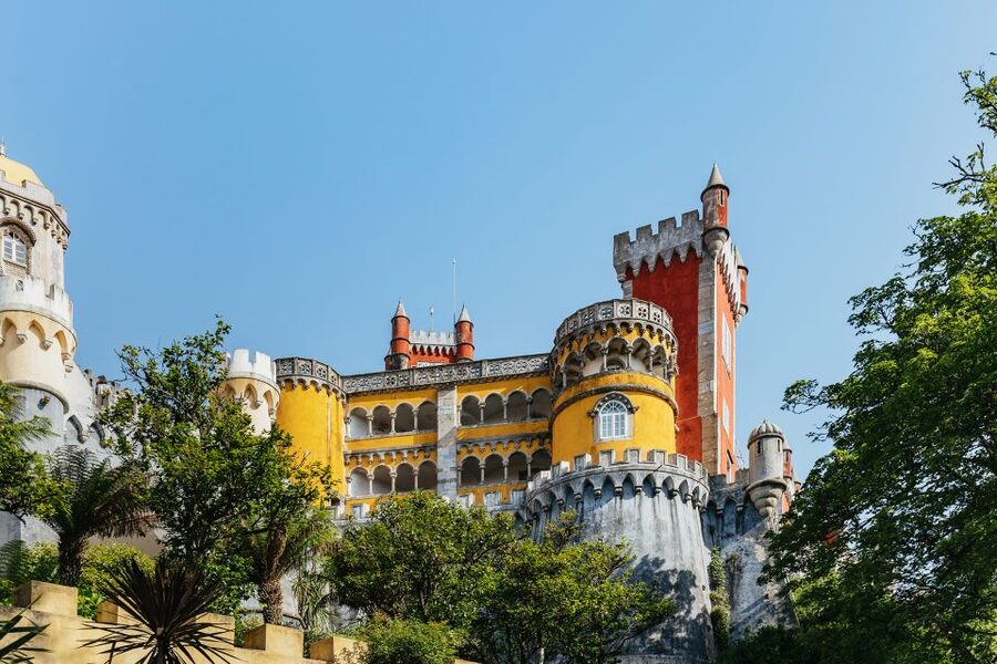 From Lisbon: Sintra & Cascais Small Group Tour with Tickets - The van, timing, and guide quality
