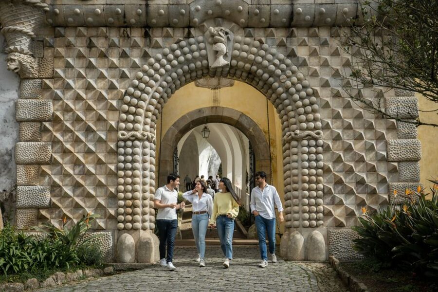 From Lisbon: Sintra, Pena Palace & Cabo da Roca Hiking Tour - Weather, fitness and what to bring