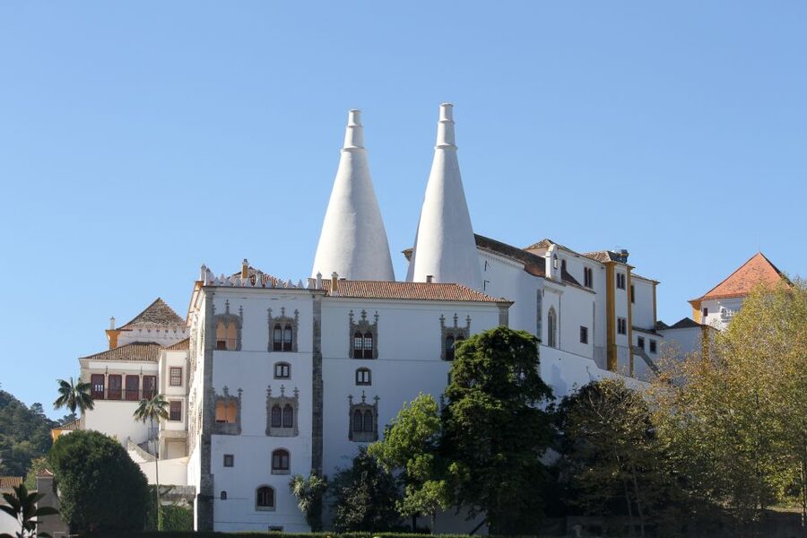 From Lisbon: Sintra to Cascais Full-Day Guided E-Bike Tour - Starting near Martim Moniz and taking the train to Sintra