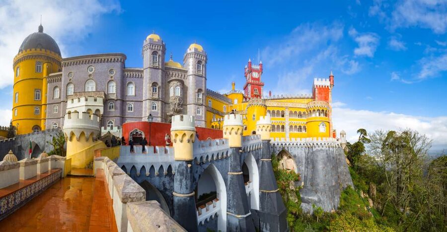 From Lisbon: Sintra Tour - Pena, Regaleira & Monserrate - Regaleira and the Initiation Well
