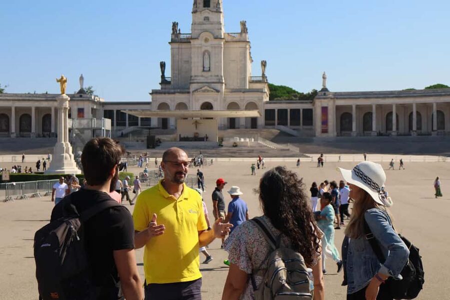 From Lisbon: Small Group Half-Day Fátima Tour - Why Fátima makes a worthwhile half-day from Lisbon