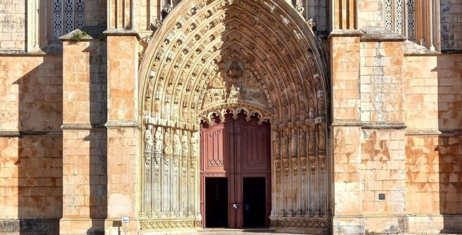 From Lisbon: Tour to Fátima, Batalha, Nazaré and Óbidos - The return to Lisbon