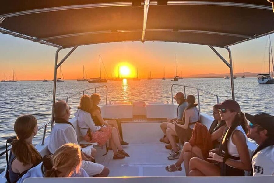 From Olhão: Ria Formosa Sunset Island Tour - Culatra Island and its small fishing community