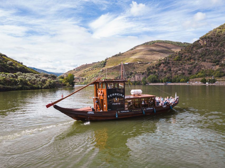 From Pinhão: Douro Valley Rabelo Boat Tour with Audio Guide - Covered Boats and Changing Weather