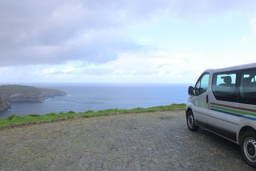 From Ponta Delgada: Lagoa do Fogo & Hot Springs Day Trip - Salto do Cabrito and the coast near Santa Bárbara