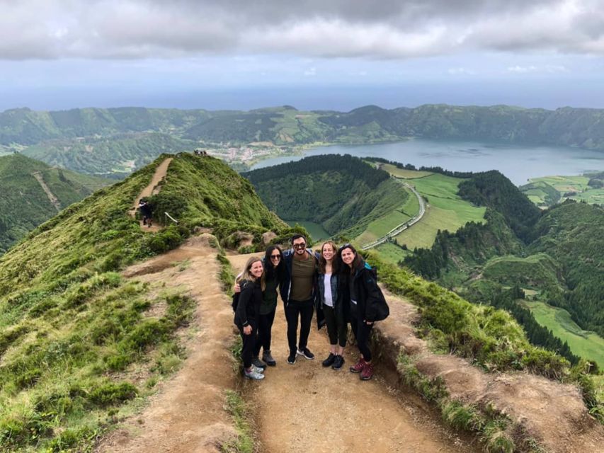 From Ponta Delgada: Sete Cidades Guided Tour - Ponta do Escalvado and the Atlantic finish