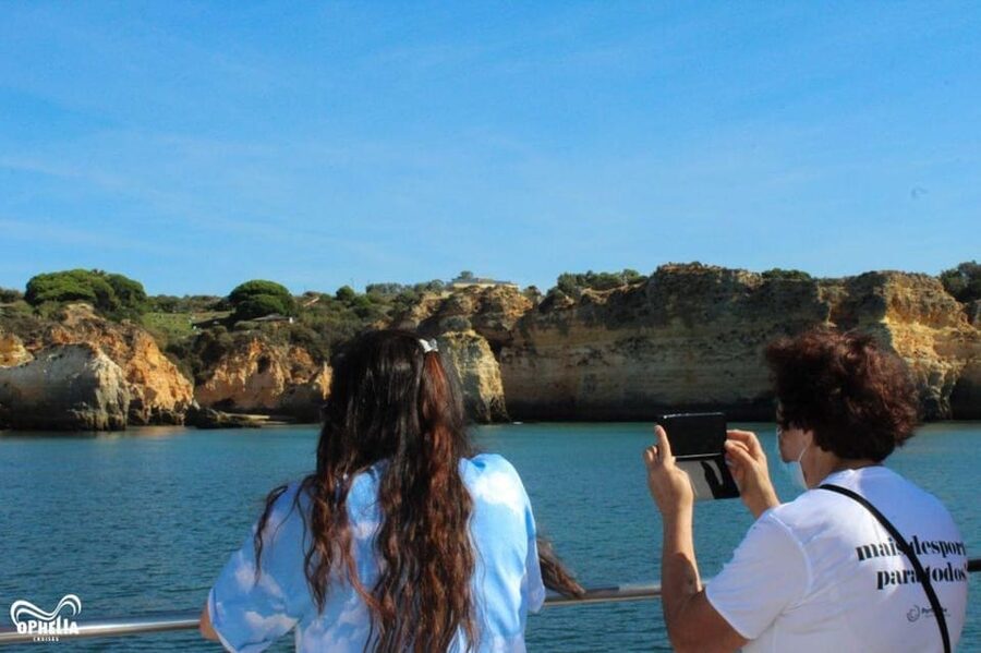 From Portimão: Benagil Sunset Cruise - Passing Ferragudo’s fort and castle