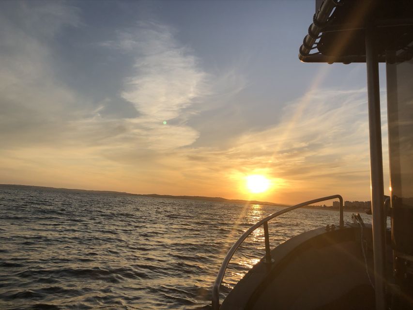 From Portimão: Sunset Boat Trip with Wine - Why this Portimão sunset cruise is worth considering
