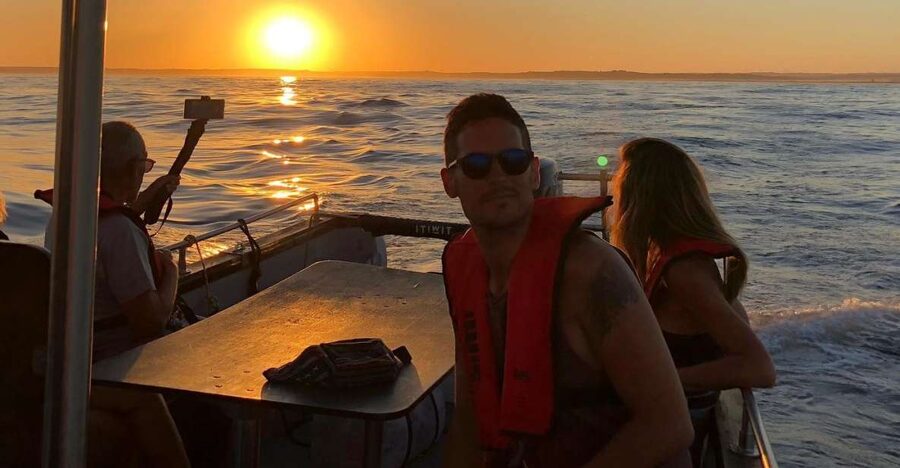 From Portimão: Sunset Boat Trip with Wine - Practical advice for a smooth evening