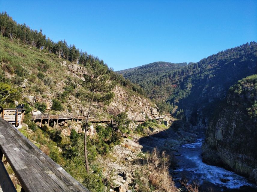 From Porto: Arouca 516 and Paiva Walkways Guided Day Trip - Leaving Porto for Arouca’s hills