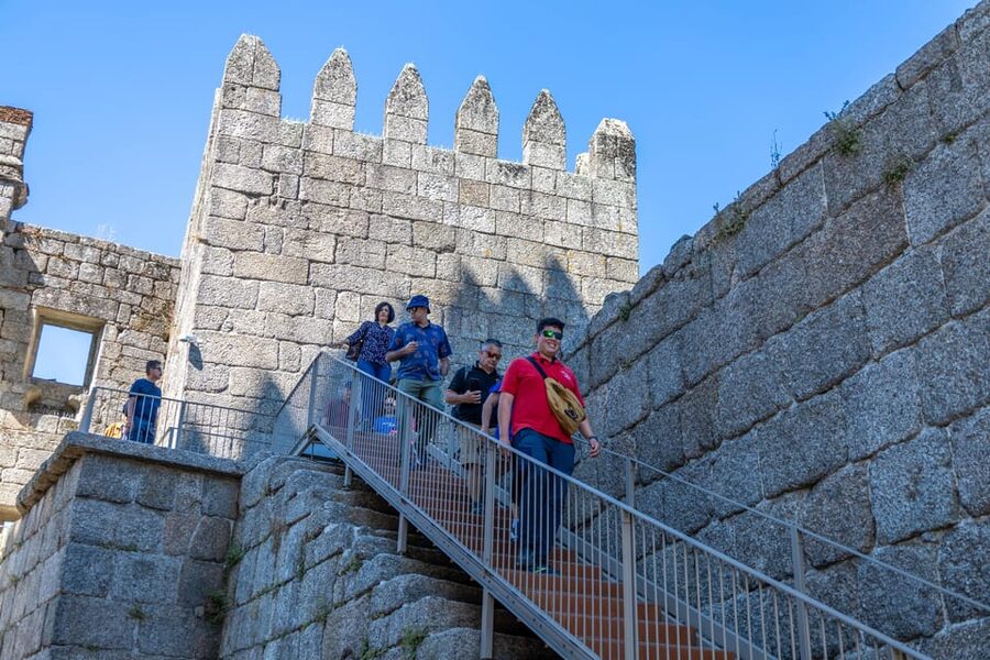 From Porto: Braga and Guimarães Full-Day Trip - Who should book this day trip?