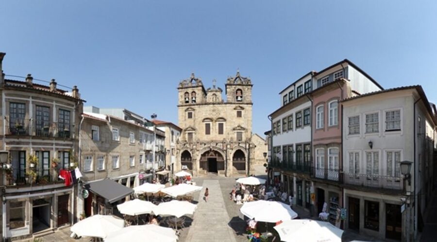 From Porto: Braga and Guimarães Small Group Tour with Lunch - Key points to know before booking