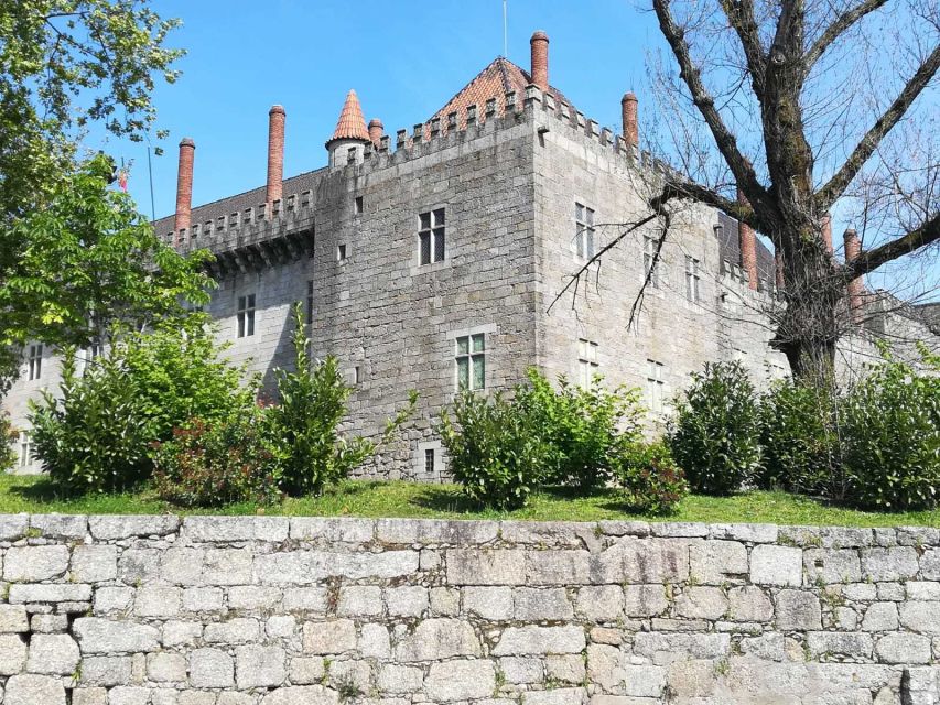 From Porto: Braga and Guimarães Small Group Tour with Lunch - A traditional Portuguese lunch in the middle of the day