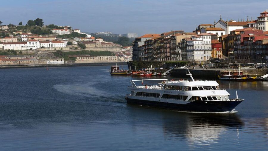 From Porto: Douro River Cruise, Winery Visit & Lunch - Why this Douro day trip makes sense from Porto
