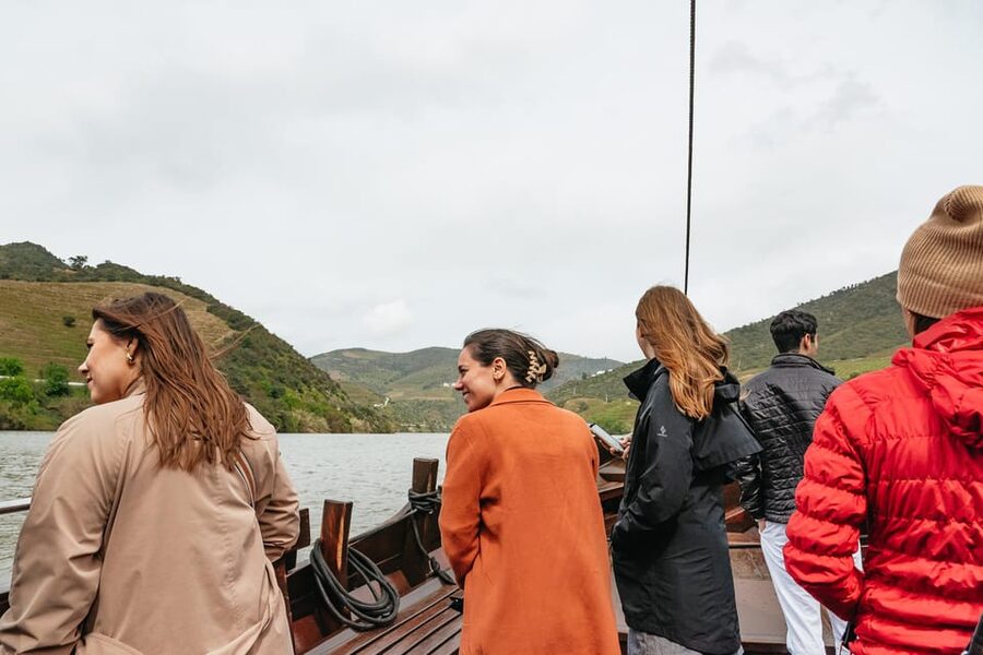 From Porto: Douro Valley Wine Tour with Lunch and Cruise - A short break in Amarante