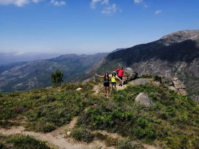 From Porto: Hike, Swim or just Explore Gerês National Park - Option 2: the 10-kilometer route to seven pools