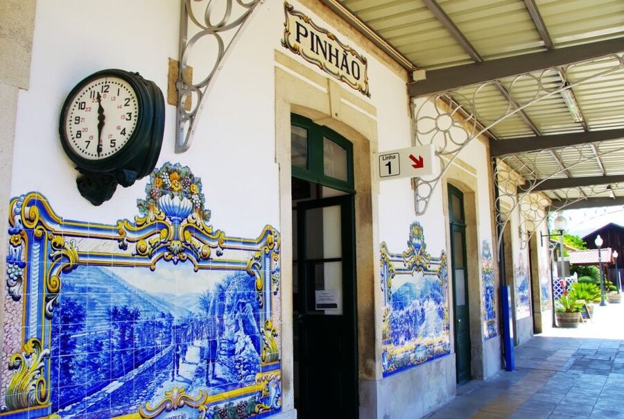 From Porto: Private Douro Valley Tour with Booking Service - The N222 and the first Douro viewpoints