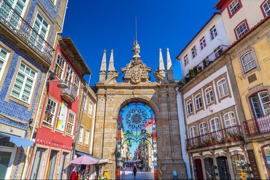 From Porto: Wonders of Braga & Guimaraes Private Day Trip - Guimarães Castle and the story of Portugal