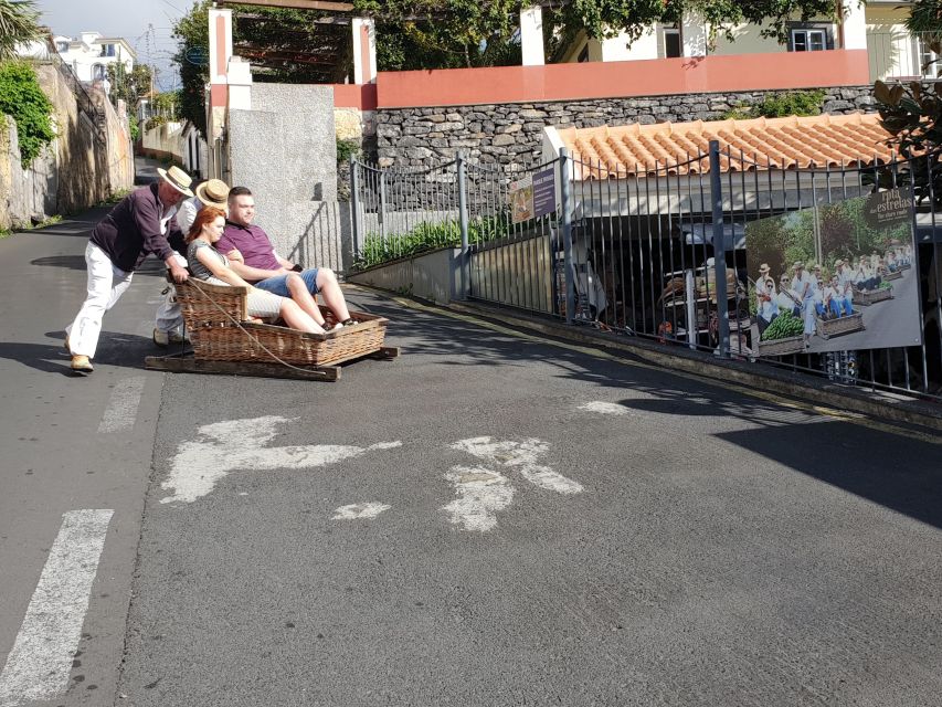 Funchal: Monte Toboggan and Old Town Tour by Tuk-Tuk - Key points to know before booking