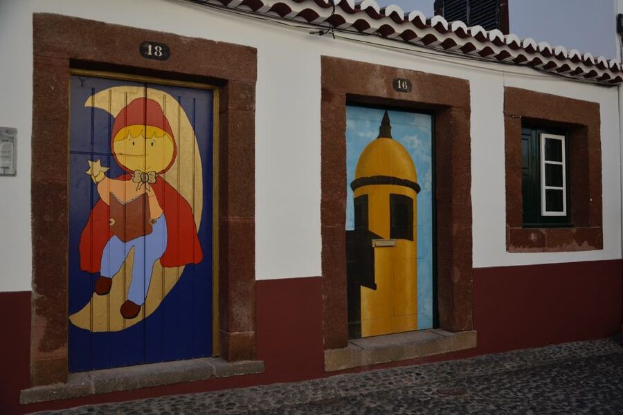 Funchal: Monte Tropical Garden & Toboggan Ride by Tuk Tuk - What the private format adds
