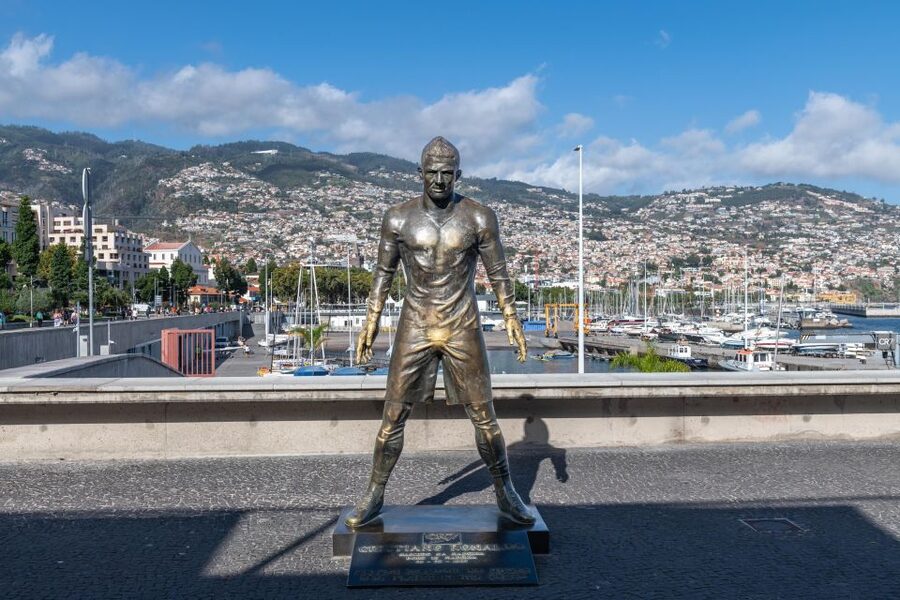 Funchal: Old Town Tuk Tuk Tour with Drop-Off at CR7 Museum - Funchal Market and the city’s everyday character