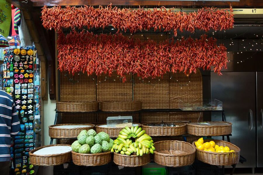 Funchal: Old Town Walking Tour - The Municipal Garden and a short Madeira wine tasting