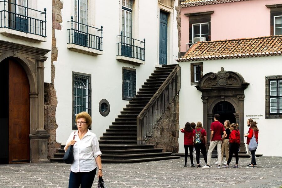 Funchal: Old Town Walking Tour - Funchal City Hall and a sweet factory from the 1800s