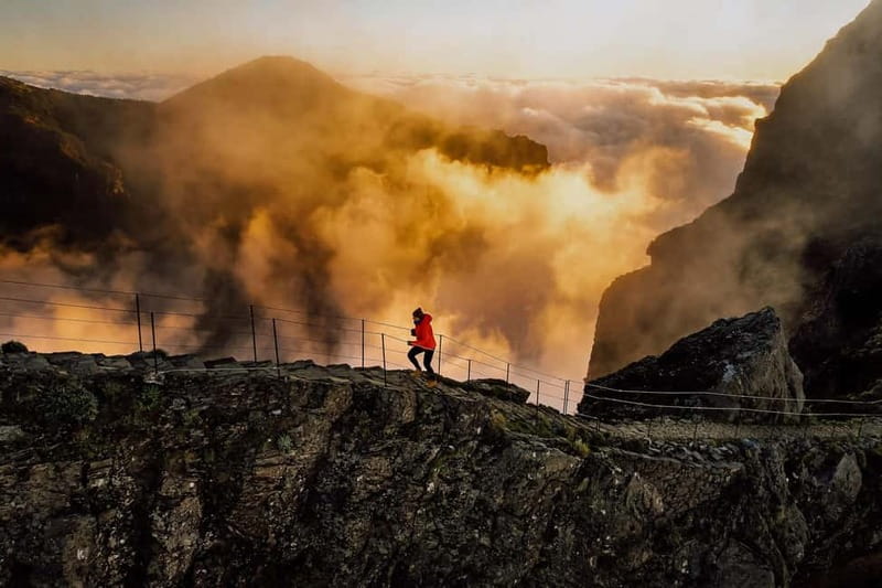 Funchal: Sunrise Pico do Arieiro & Ruivo/Larano HikeTransfer - Key points before you book