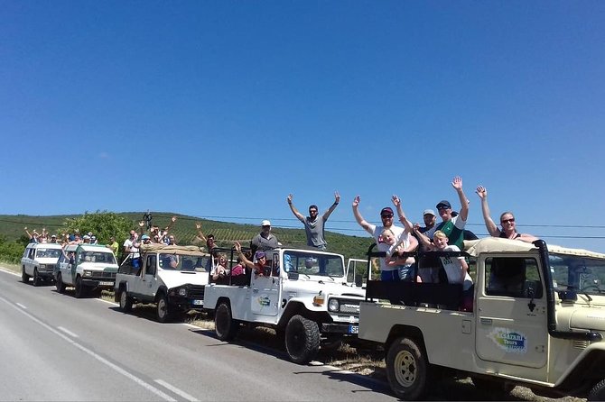 Half-Day Algarve Countryside and Villages Jeep Safari - Tunes and the cork tree explanation