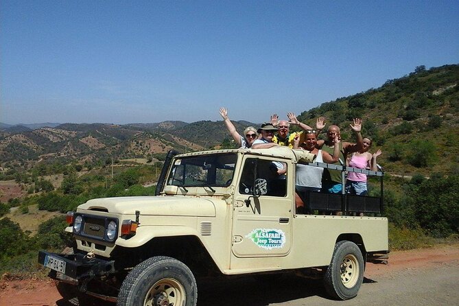 Half Day Safari Tour with Wine Tasting - What the wine and food portion feels like