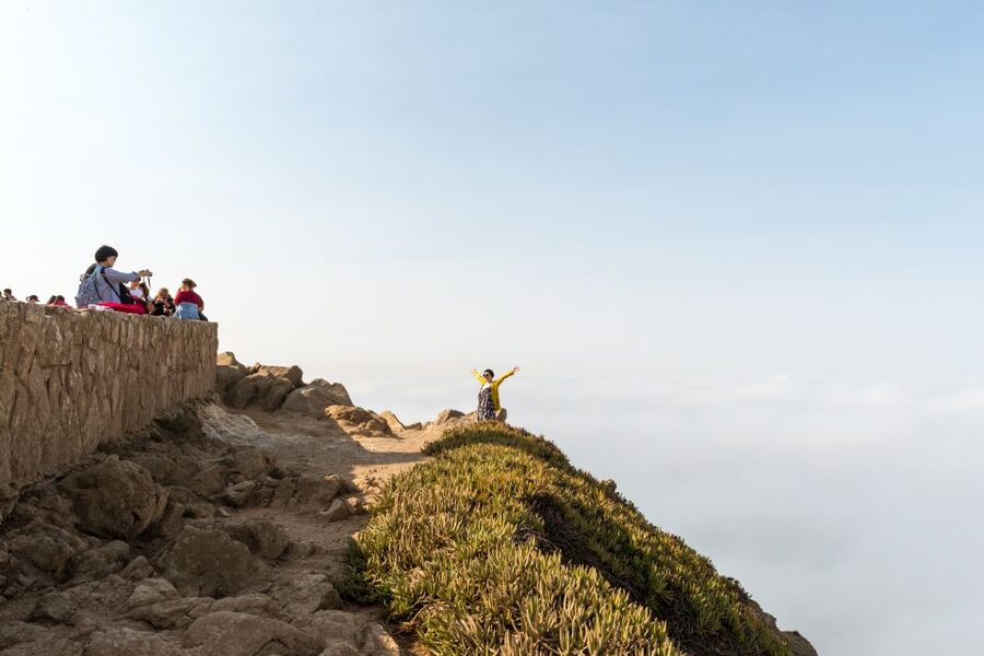 Half-Day Sintra Tour from Lisbon with Transfers - Azenhas do Mar, Cascais, and Estoril