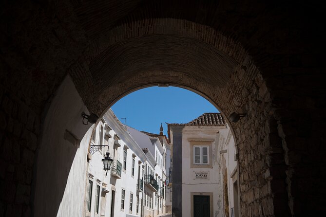 Highlights & Hidden Gems of Faro Private Tour - A local drink or snack at the finish