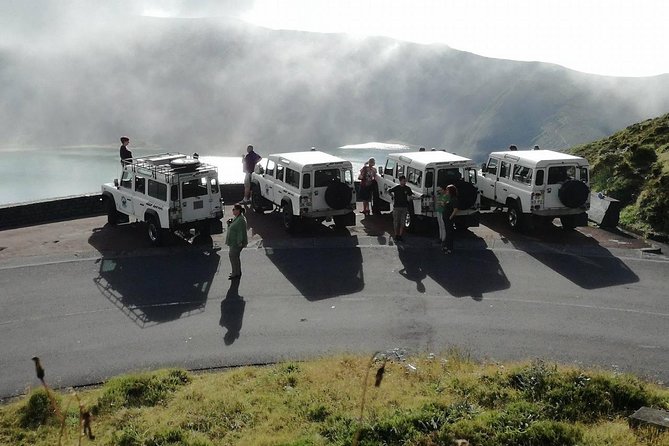 Jeep Tour Full Day Sete Cidades & Lagoa do Fogo with lunch and drinks included. - Pico da Barrosa and the central highlands