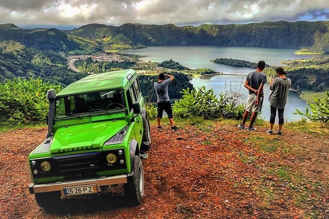 Jeep Tour Full Day Sete Cidades & Lagoa do Fogo with lunch and drinks included. - Why the guides matter so much