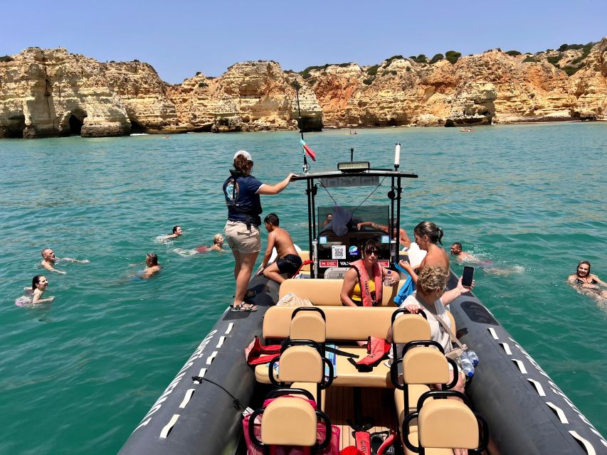 Lagoa: Dolphins Expedition with biologist guide on board - Setting out from Parchal in Lagoa